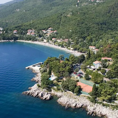 In With Sea View, Terrace, Wi-fi Ičići